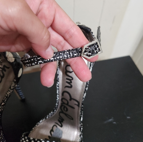 Heel - Picture 6 of 6